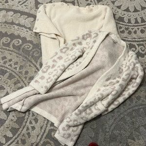 Barefoot Dreams cozy bundle